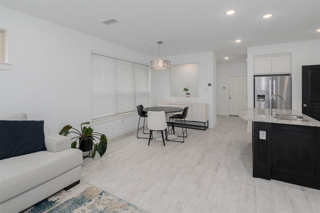 Ridge View Twnhms - Residential