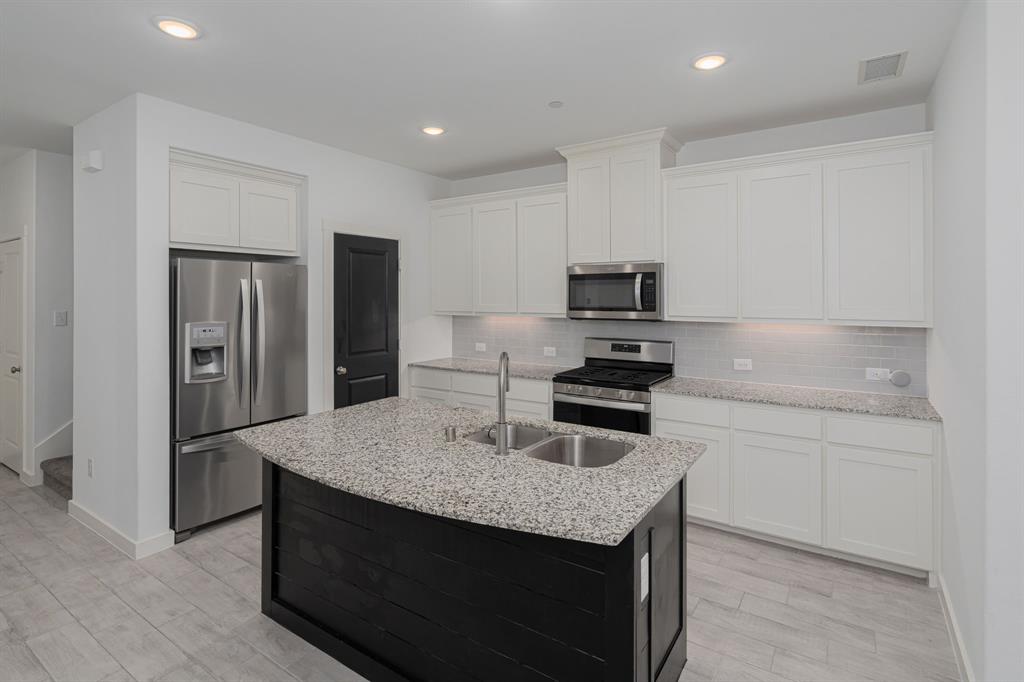 Ridge View Twnhms - Residential