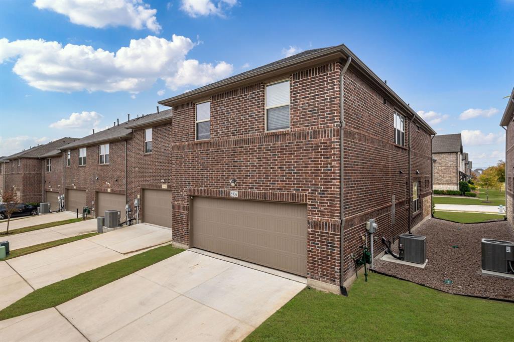 Ridge View Twnhms - Residential