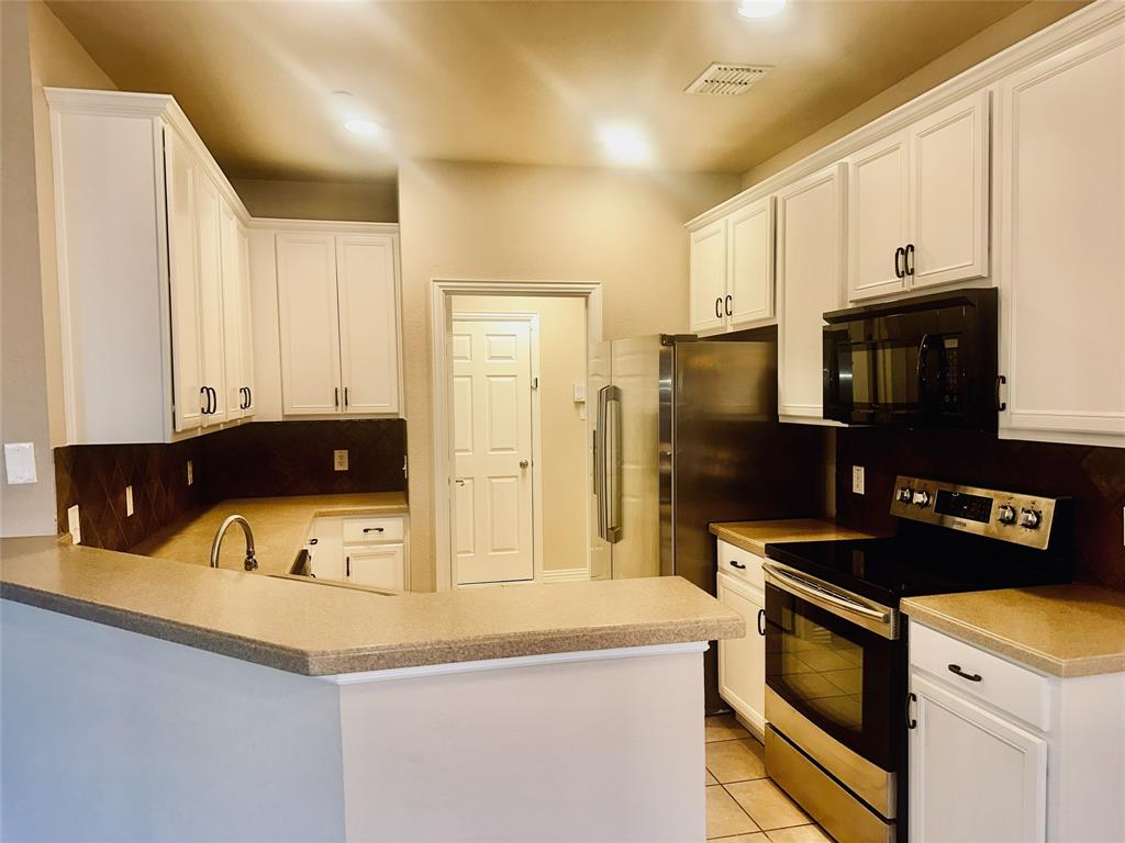 Pasquinellis Parker Estates Ph - Residential