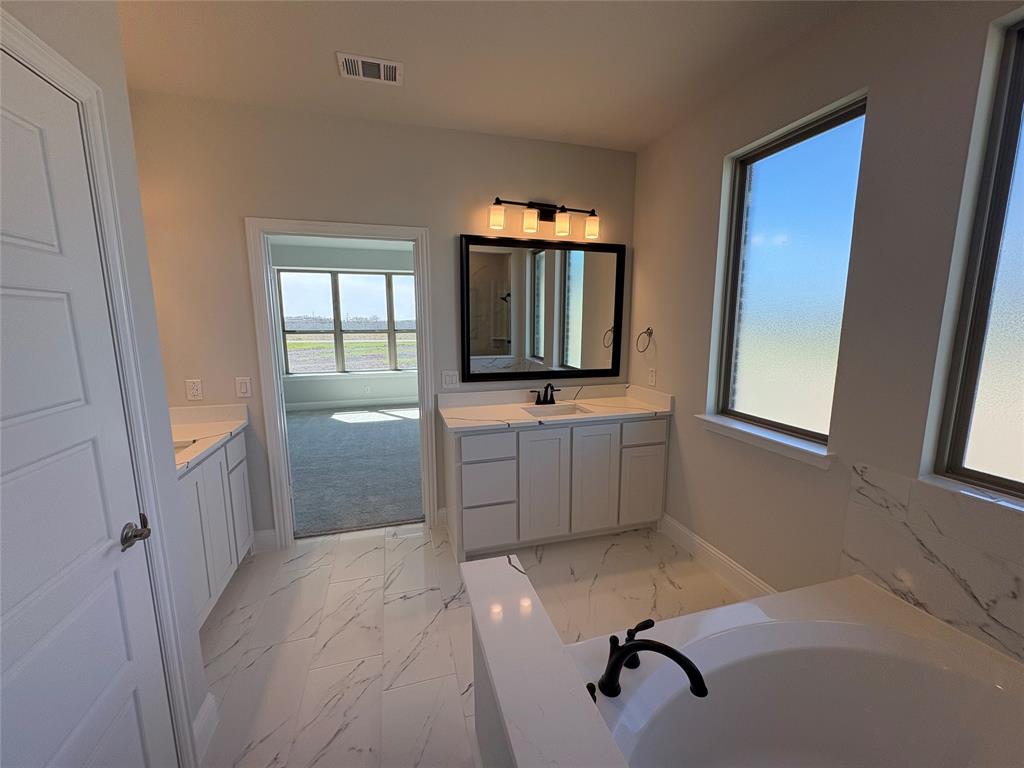 Regatta Oaks Ph I - Residential