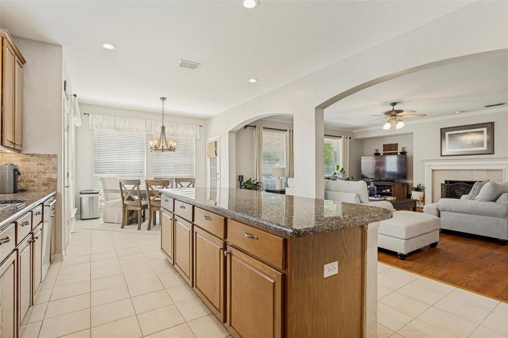 Woodbridge Ph 02c - Residential