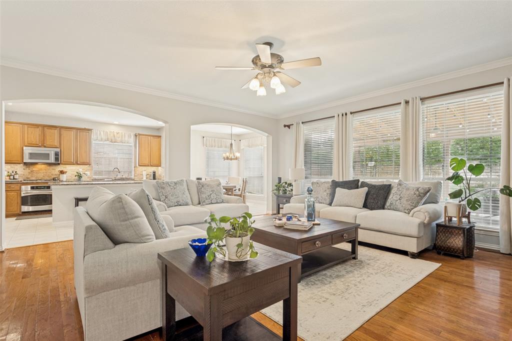 Woodbridge Ph 02c - Residential
