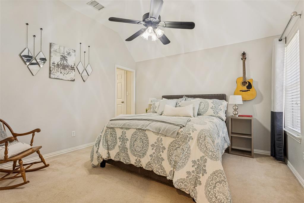 Woodbridge Ph 02c - Residential
