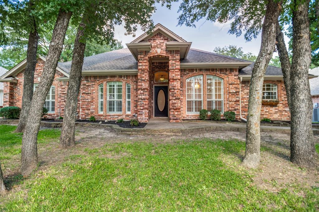 Zoned for highly sought after Grapevine Colleyville ISD! Charming one story, 4 bedroom home tucked away in a tranquil, tree lined and family friendly neighborhood. Move-in ready with tasteful updates and a functional floor plan designed for comfortable living. Enjoy a relaxing and private low maintenance backyard!