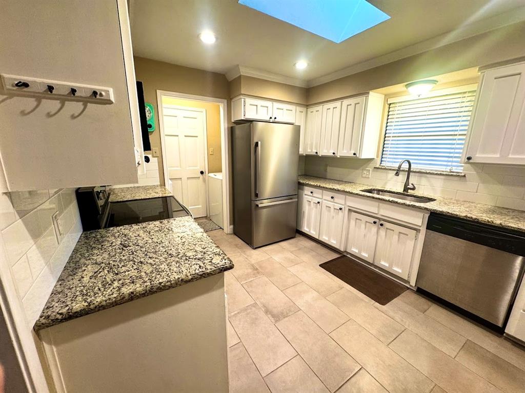 Lake Country Estates Add - Residential