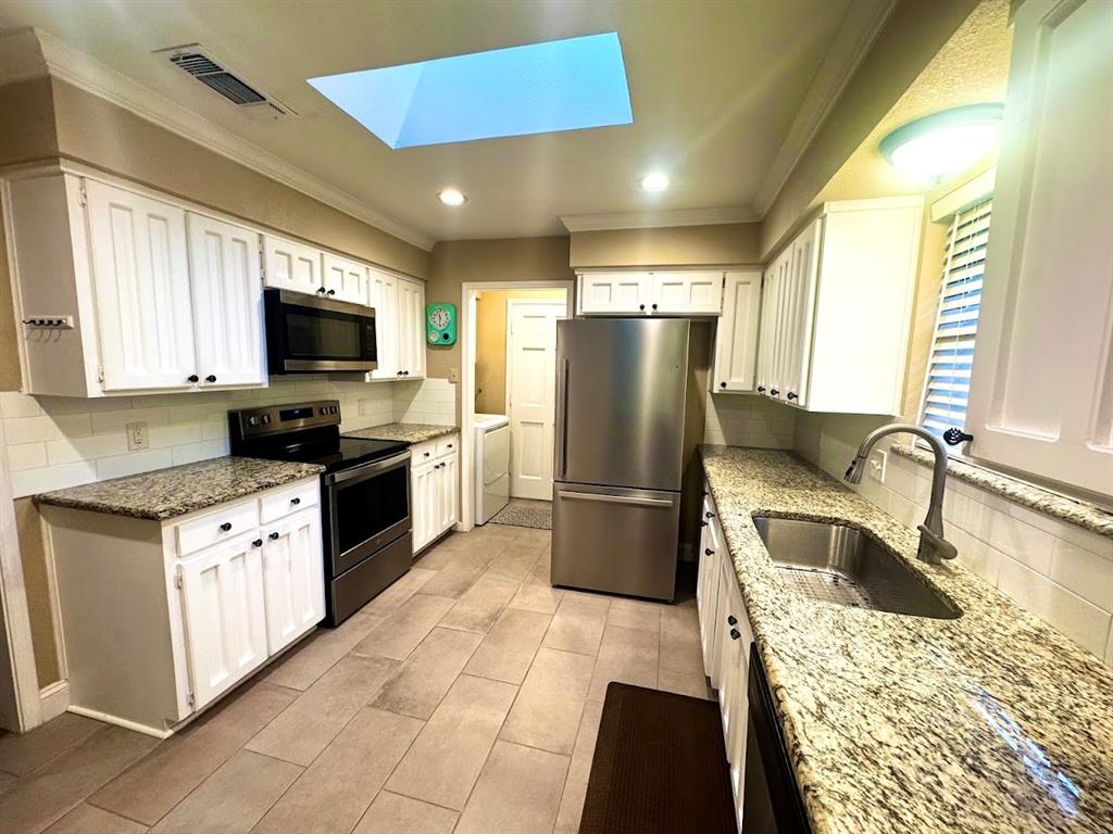 Lake Country Estates Add - Residential