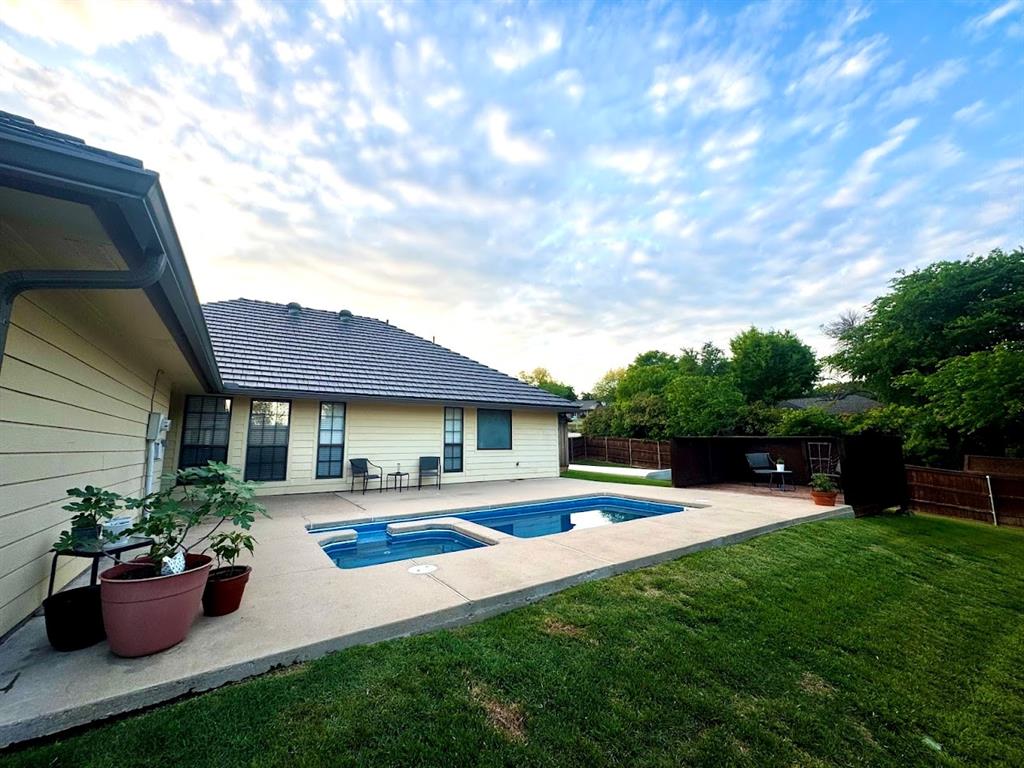 Lake Country Estates Add - Residential