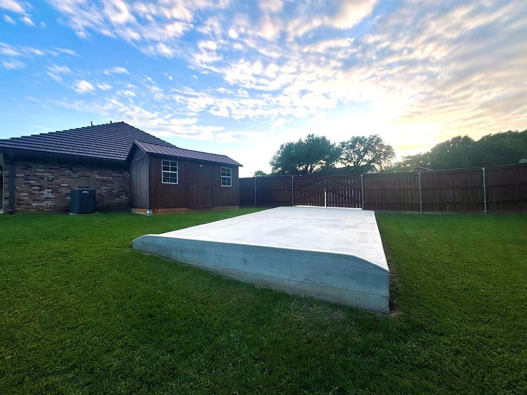 Lake Country Estates Add - Residential
