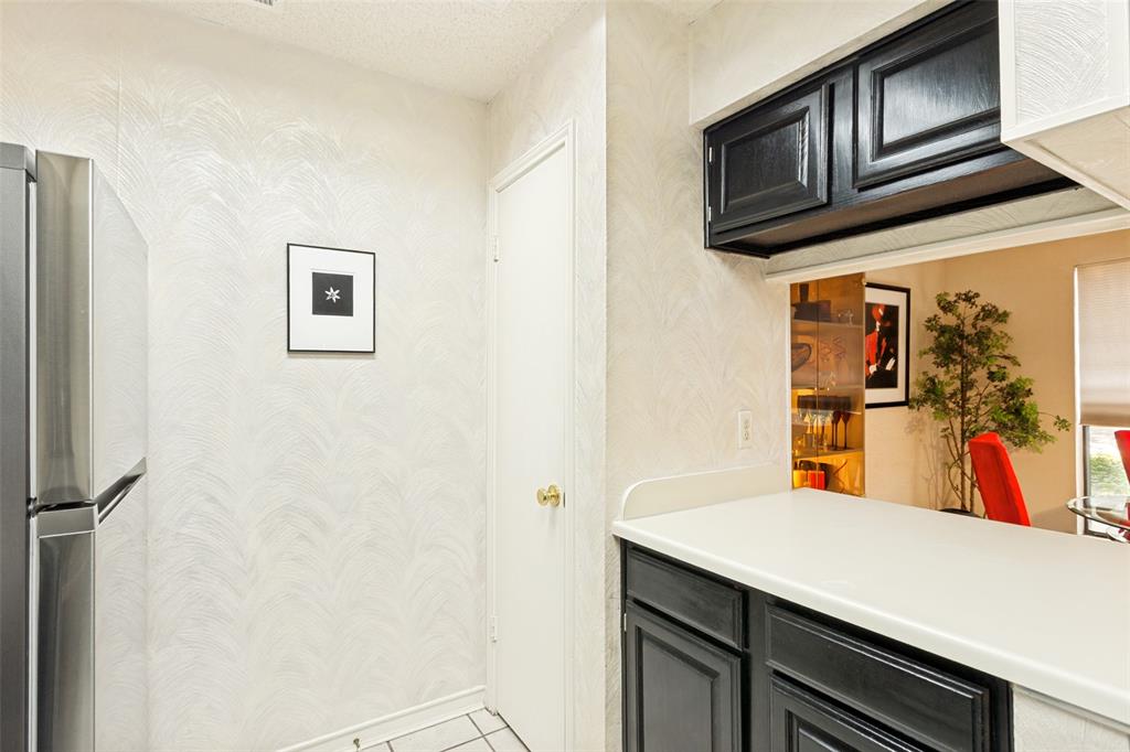 Cloisters Condo The - Residential
