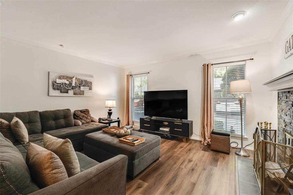 Holly Park Condos - Residential