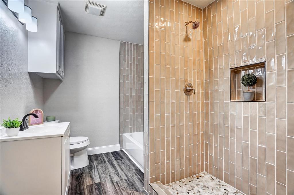 Oakhurst - Residential