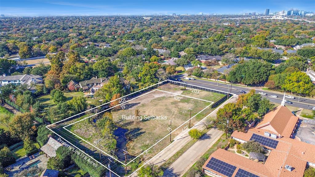 10775 Netherland is 1.78 acres in the sought after Lobello Estates. Huge rectangular corner lot measuring 204x402. Property is located at the southwest corner of Netherland & Royal.