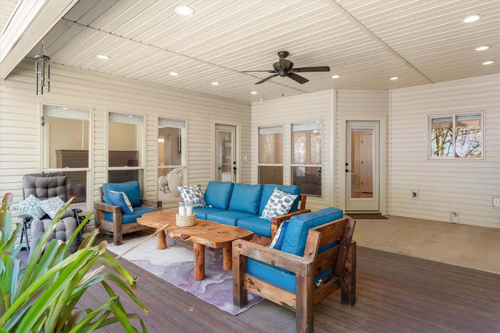 Lone Oak Ranch - Residential