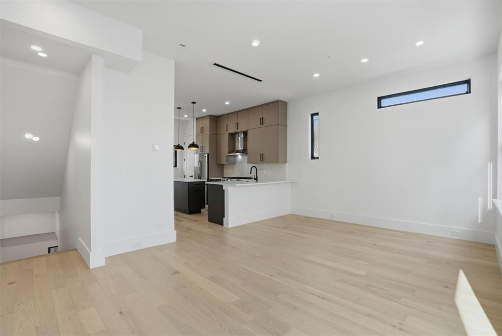 Elk Hill - Residential