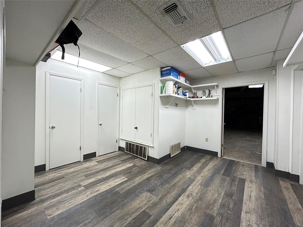 Orig Town Of Commerce - Commercial Sale