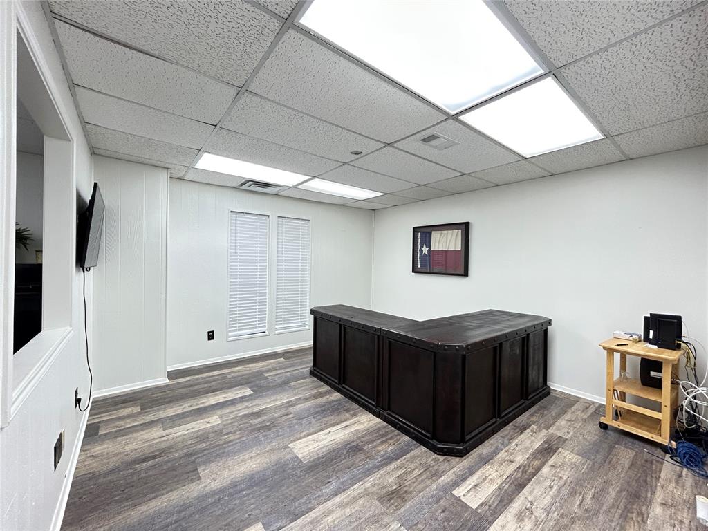 Orig Town Of Commerce - Commercial Sale