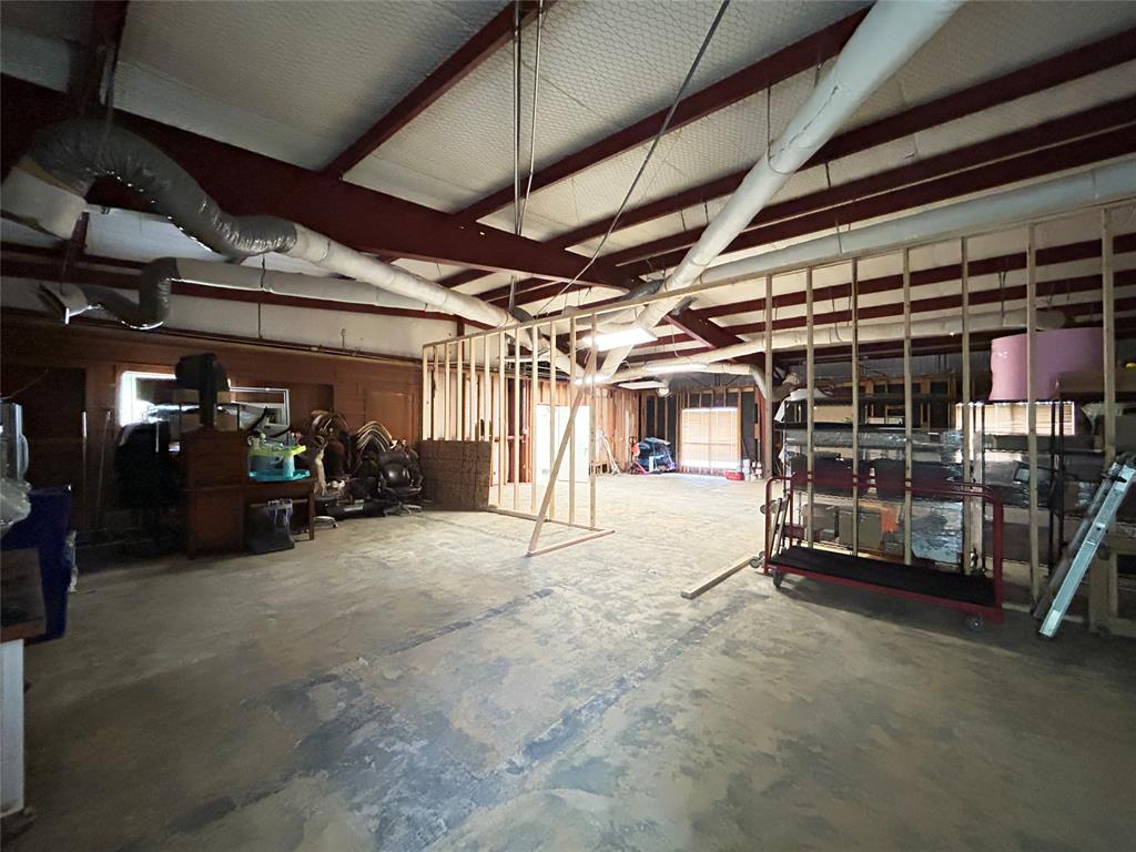 Orig Town Of Commerce - Commercial Sale