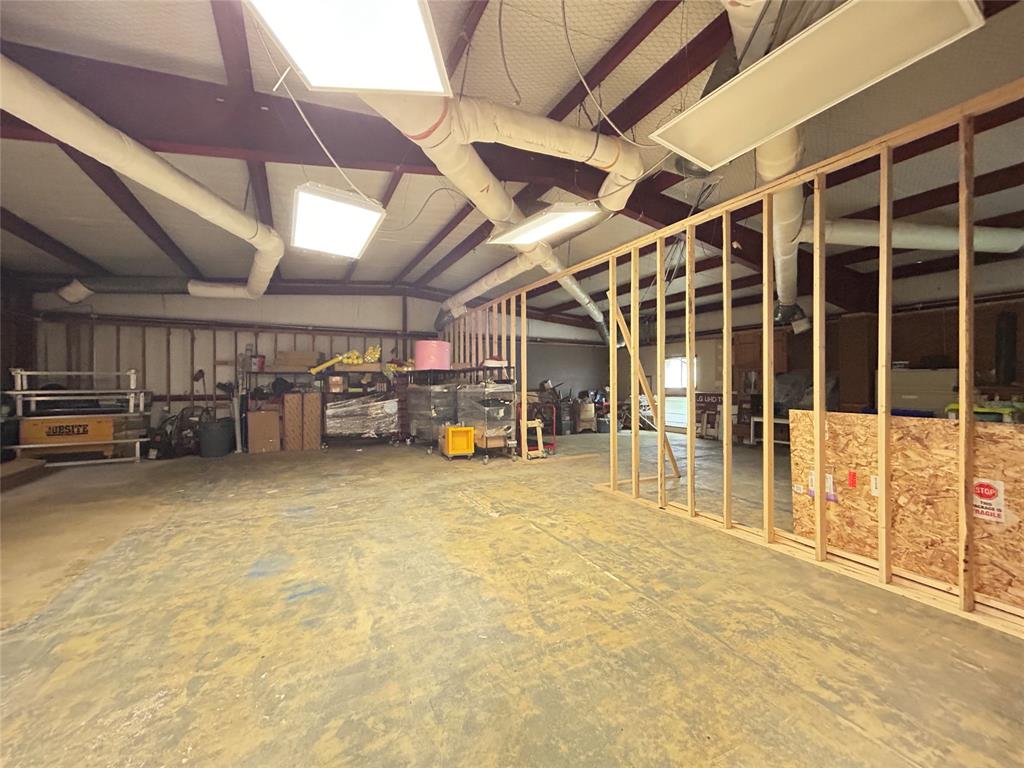 Orig Town Of Commerce - Commercial Sale