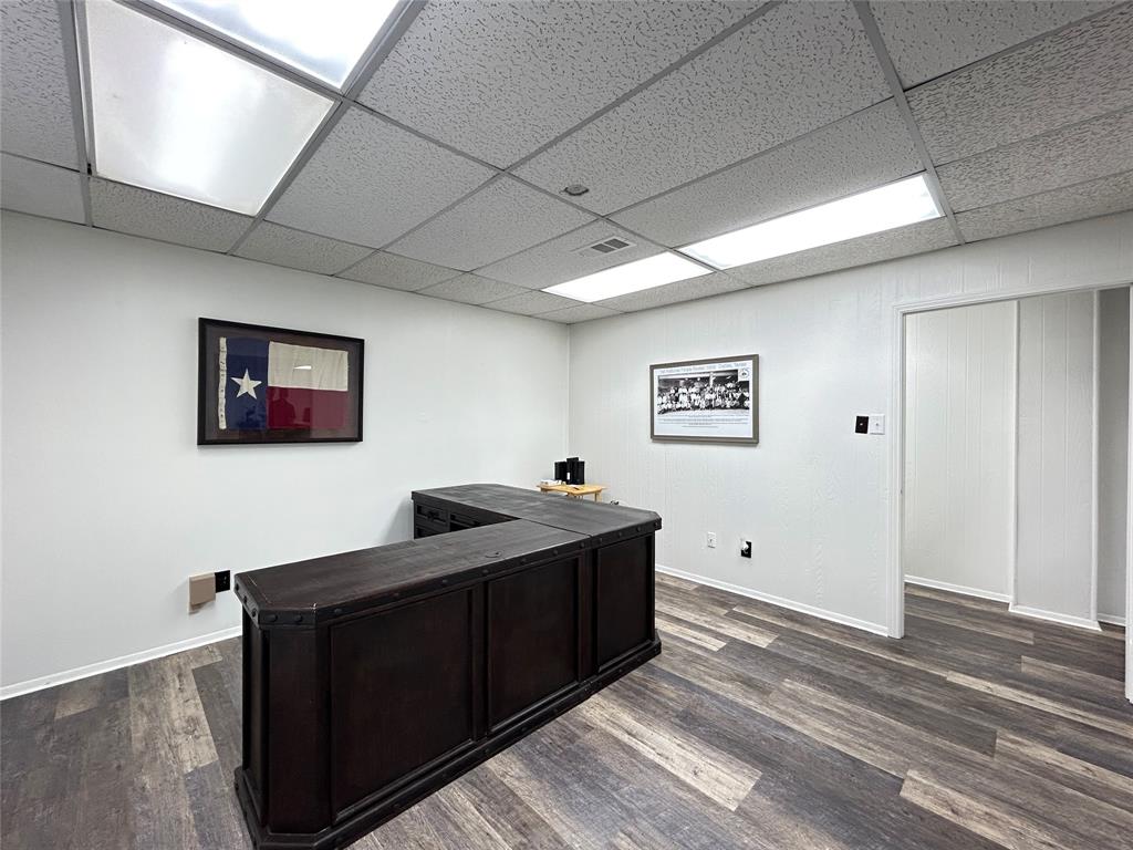 Orig Town Of Commerce - Commercial Sale