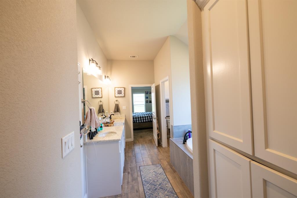 Meander Estates Ph Two - Residential