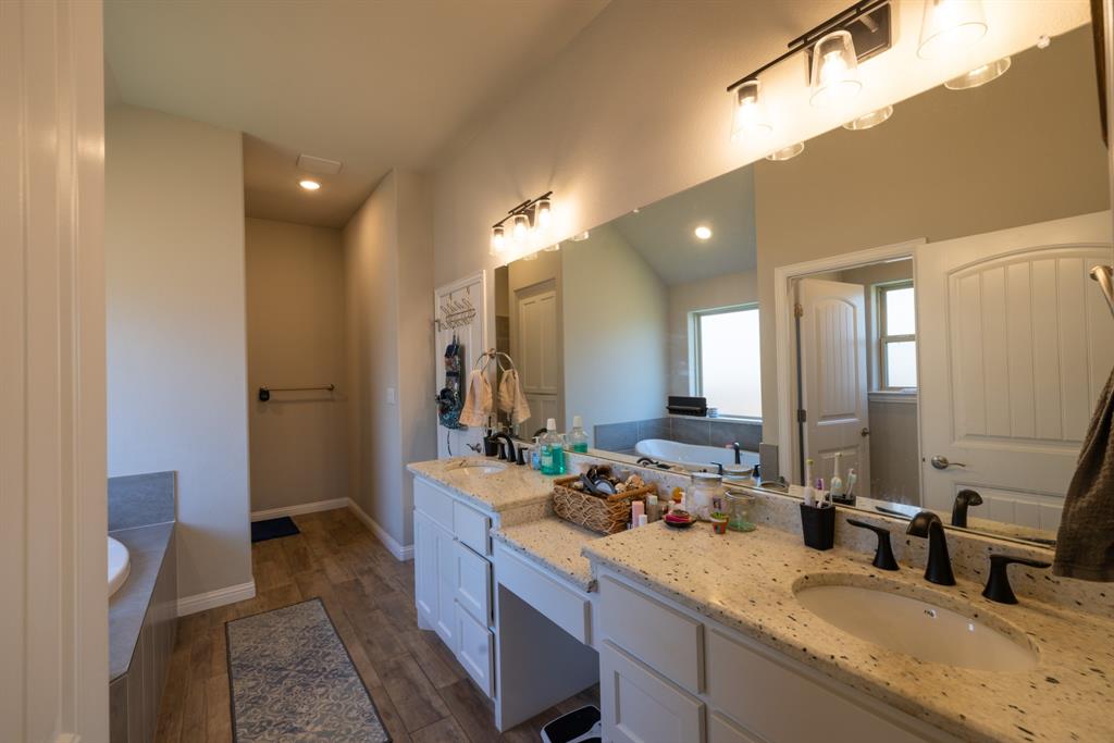 Meander Estates Ph Two - Residential