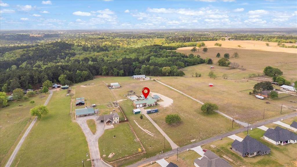 CIRCLE R RANCH - Residential