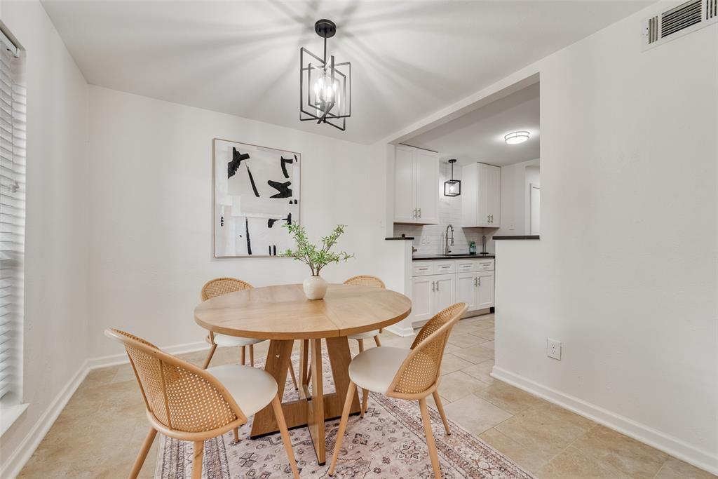 White Rock West Condo - Residential