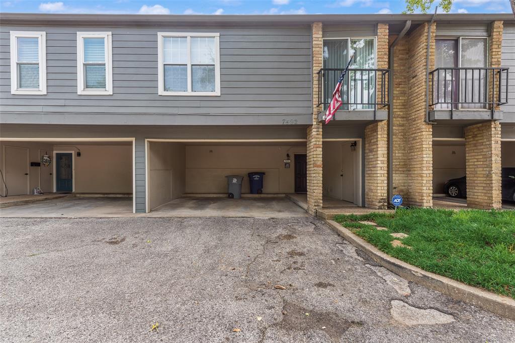 White Rock West Condo - Residential