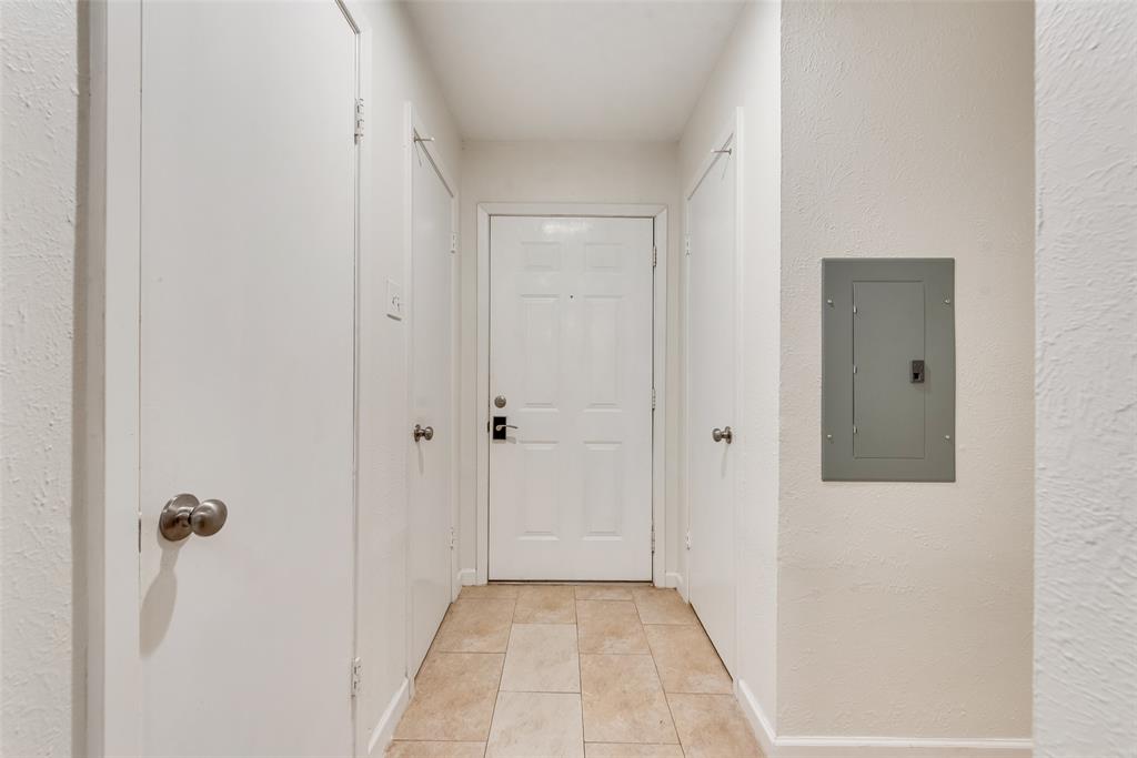White Rock West Condo - Residential