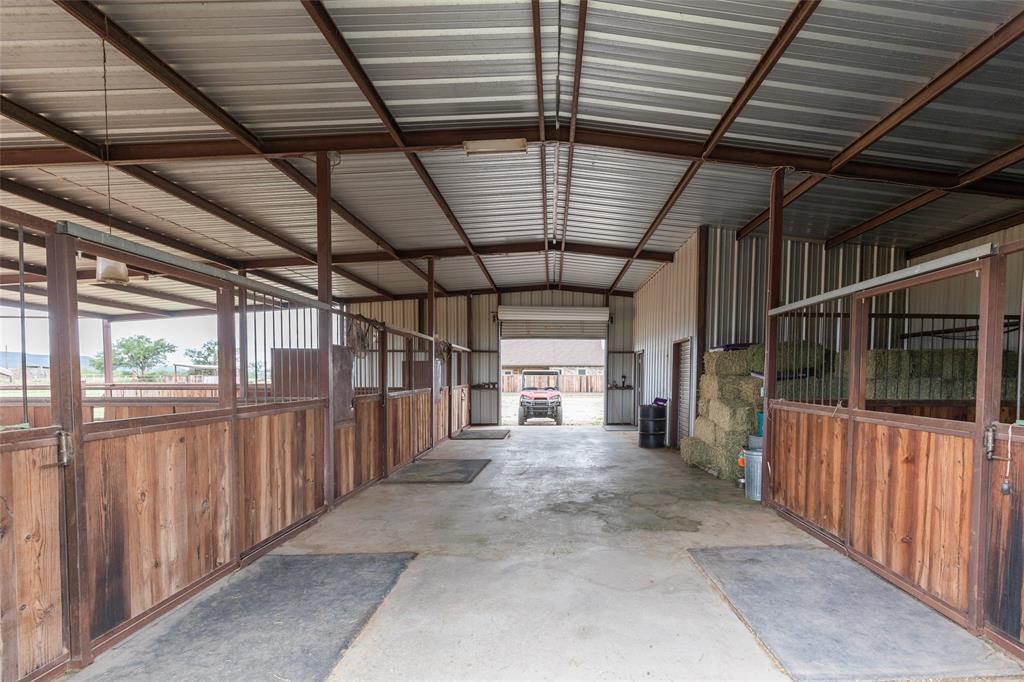 A1142 SUR 37 L A L NW - Residential