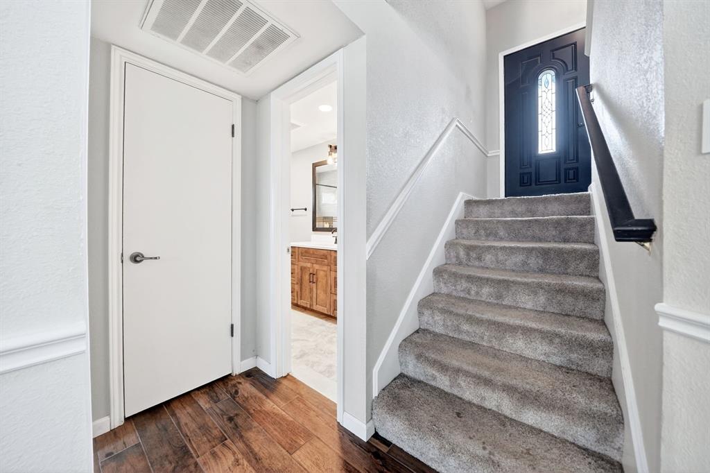 Ruisseau Place - Residential