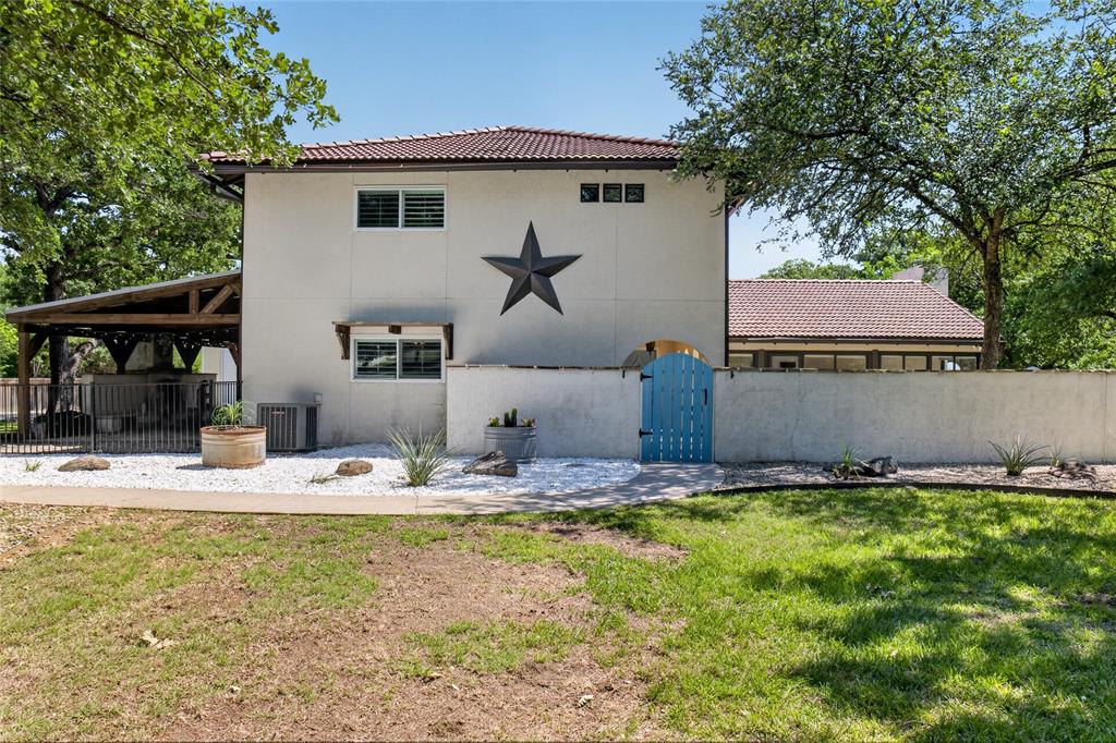 Pilot Knoll - Residential