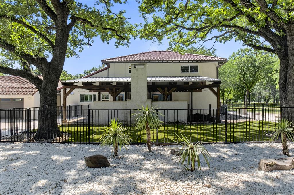 Pilot Knoll - Residential