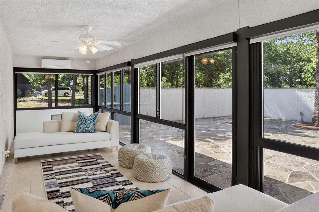 Pilot Knoll - Residential