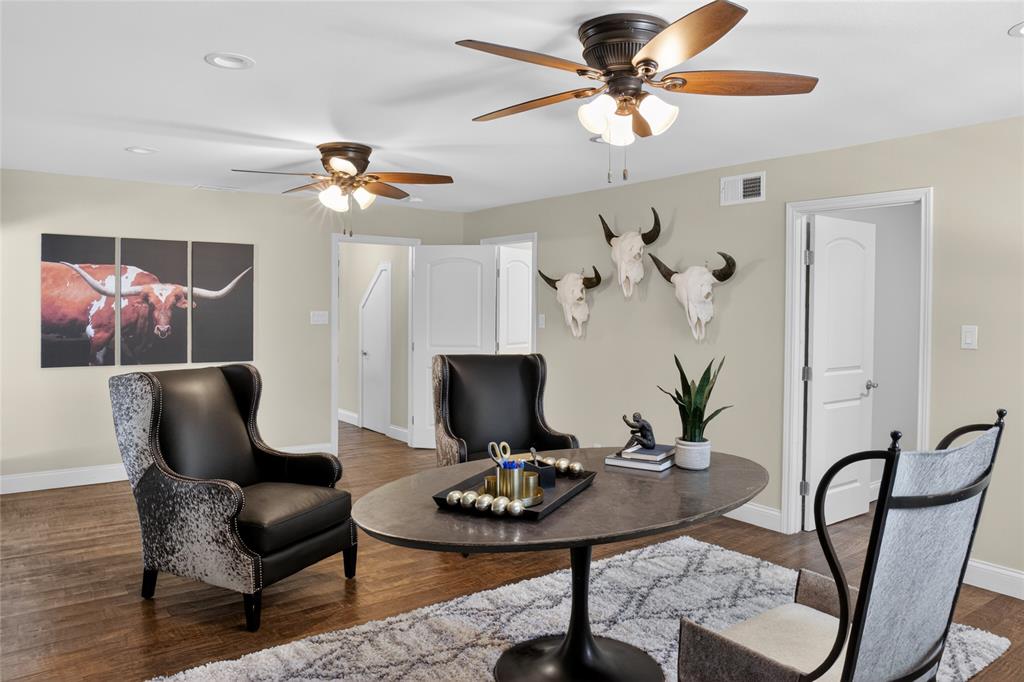 Pilot Knoll - Residential