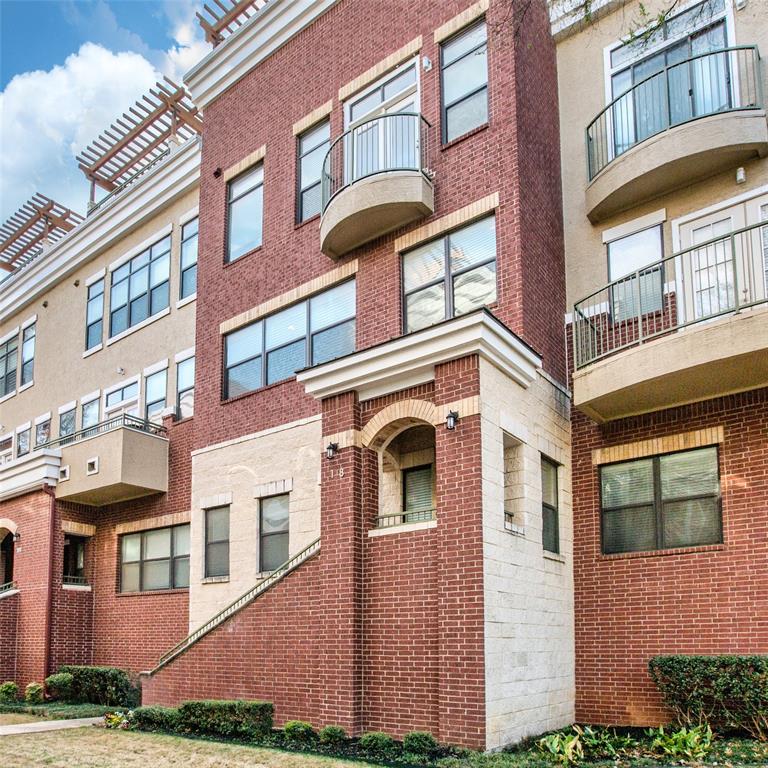 Chelsea Park Twnhms - Residential