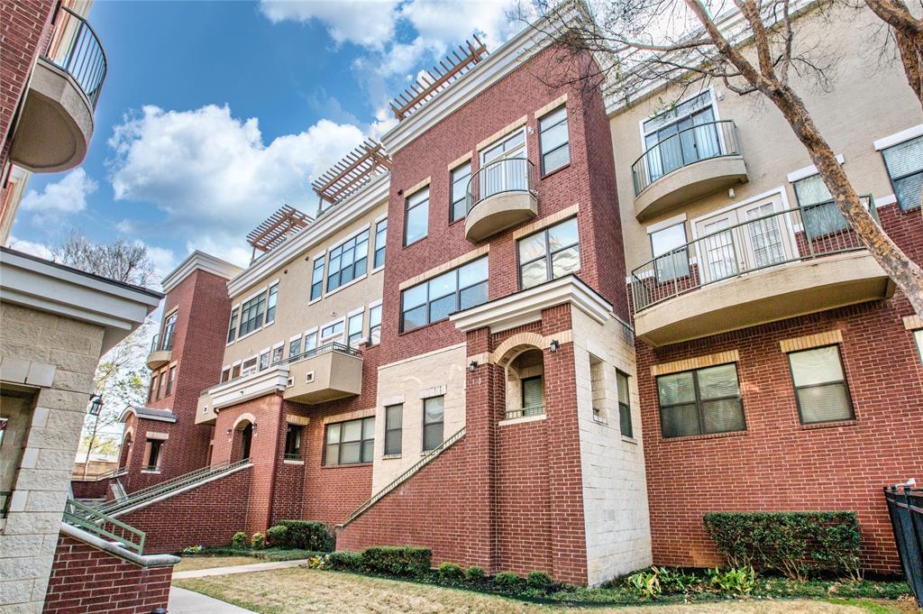 Chelsea Park Twnhms - Residential