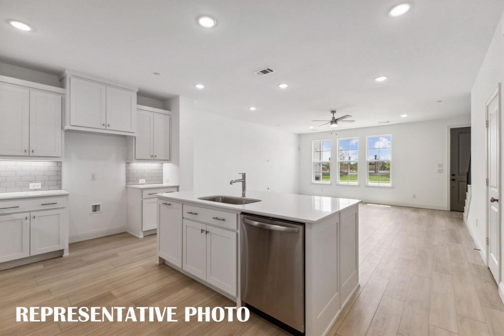 Twin Creeks Watters Townhomes - Residential