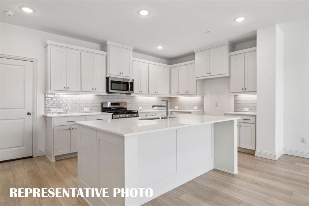 Twin Creeks Watters Townhomes - Residential