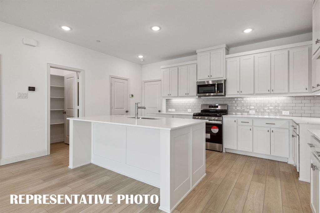 Twin Creeks Watters Townhomes - Residential