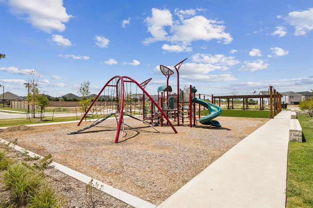 Twin Creeks Watters Townhomes - Residential