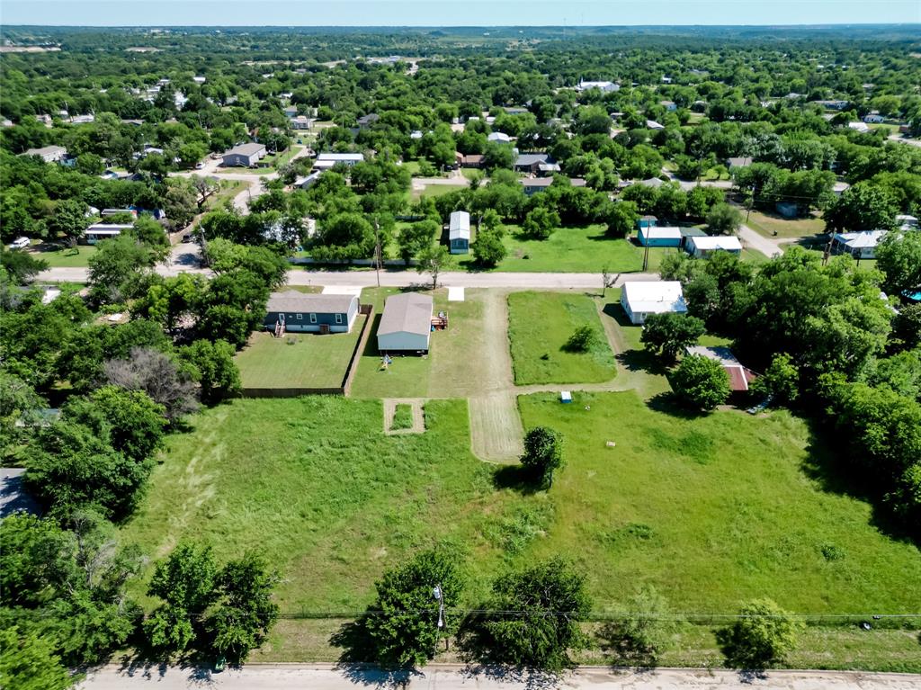 Build-ready lot on dead end road with access to city utilities. Hard to find a lot of this size in city limits that's build-ready. Adjacent lot is available and is identical price and size.