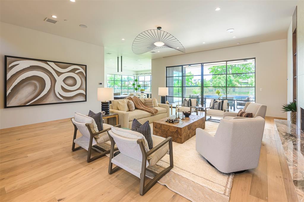 Stony Brook - Residential