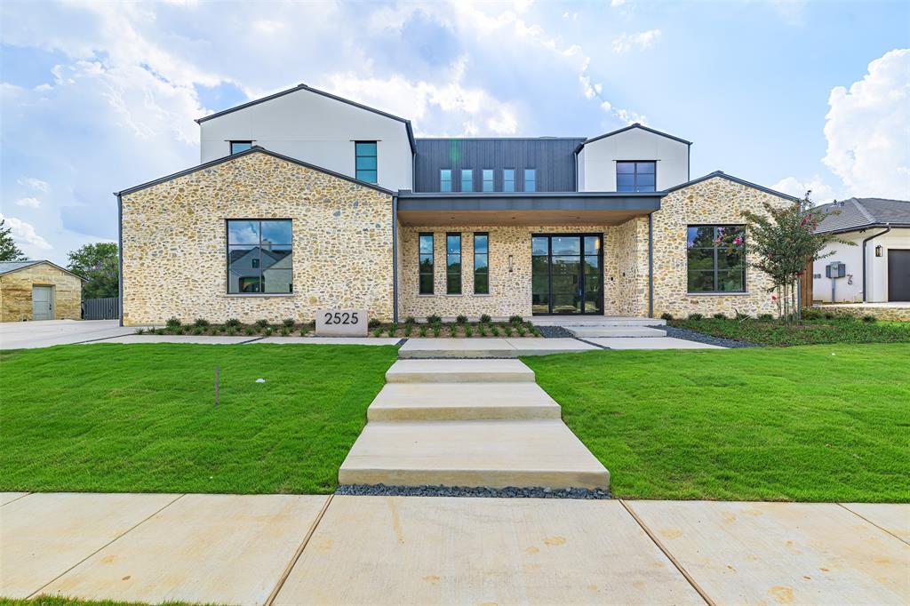 Stony Brook - Residential