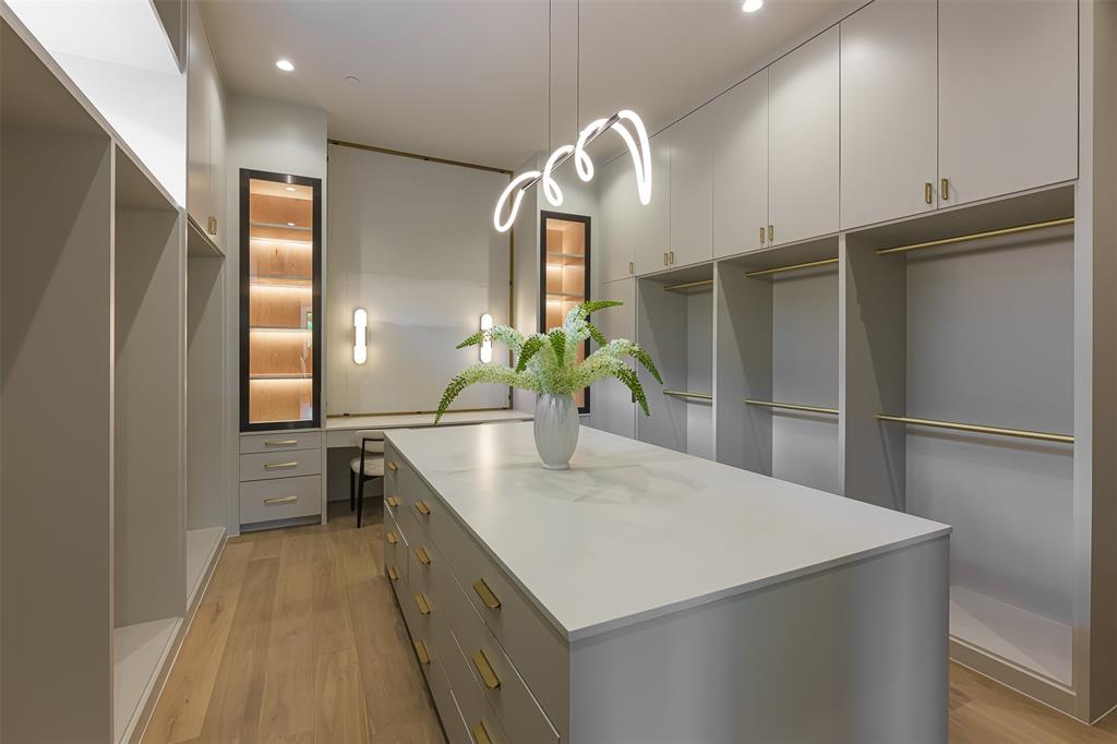 Stony Brook - Residential