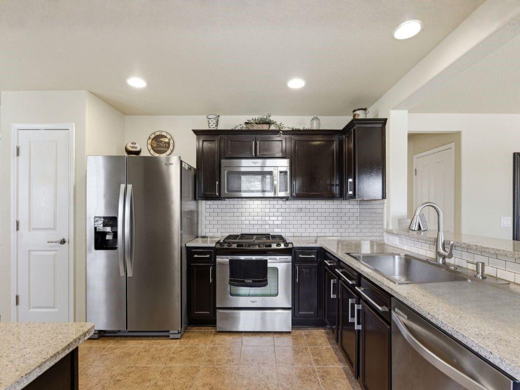 Frisco Lakes By Del Webb Villa - Residential