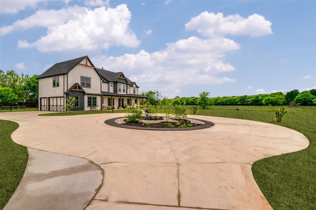 Lon Lon Ranch - Residential