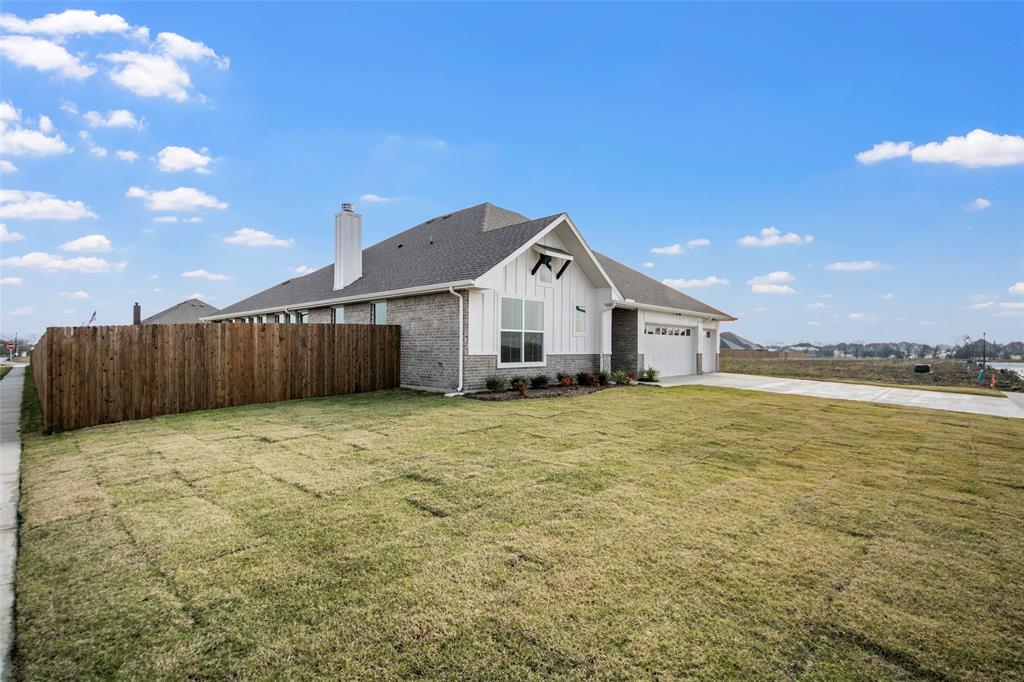 Meadow Ridge Estate - Residential