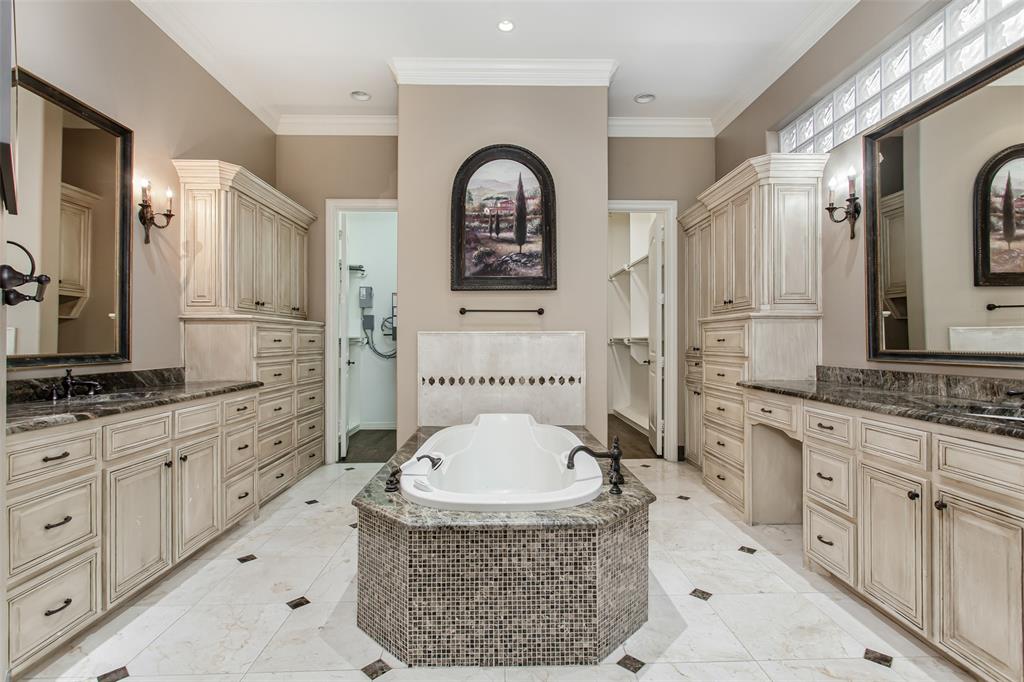 Lakeway - Residential